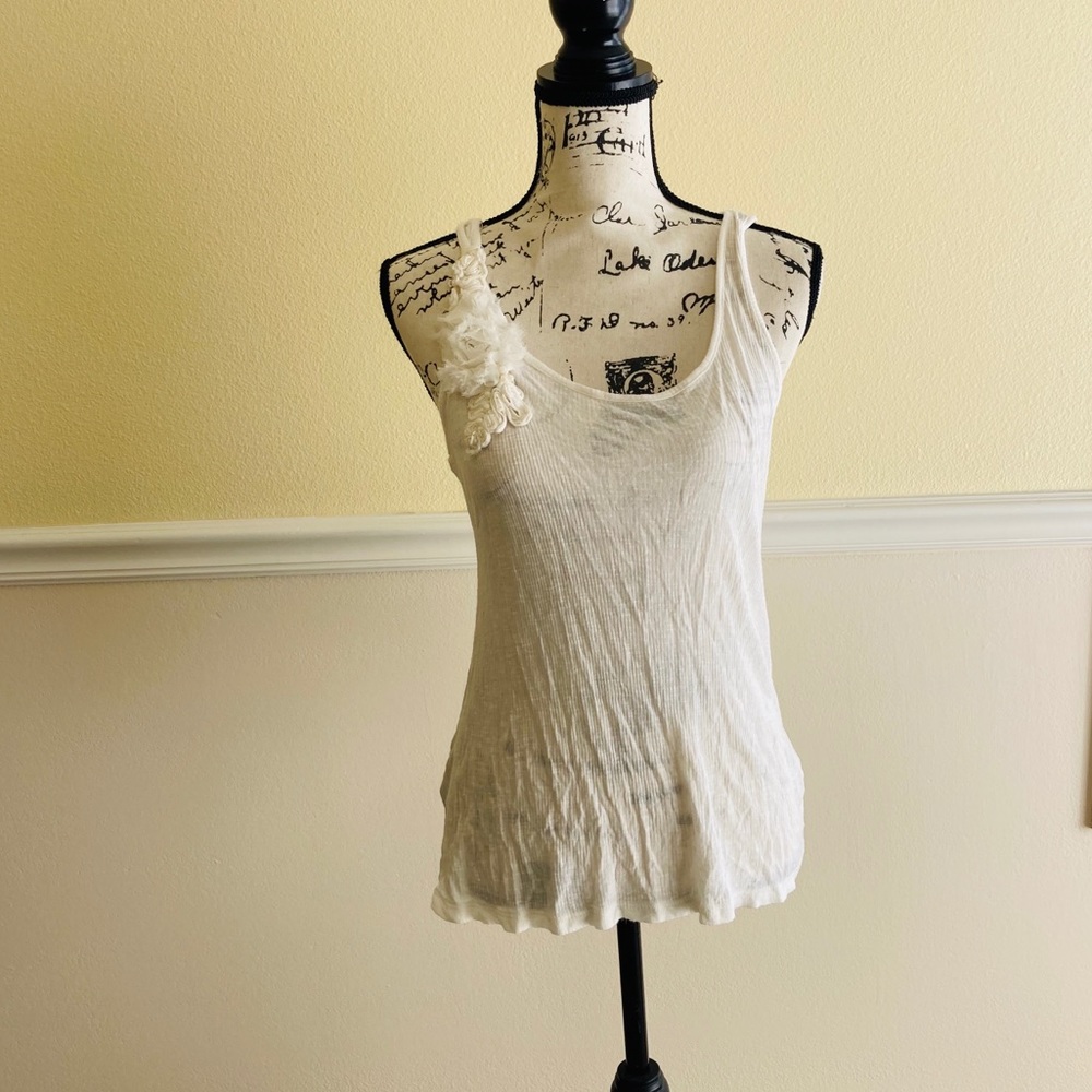Julie’s closet white floral tank long top women’s - Picture 1 of 6
